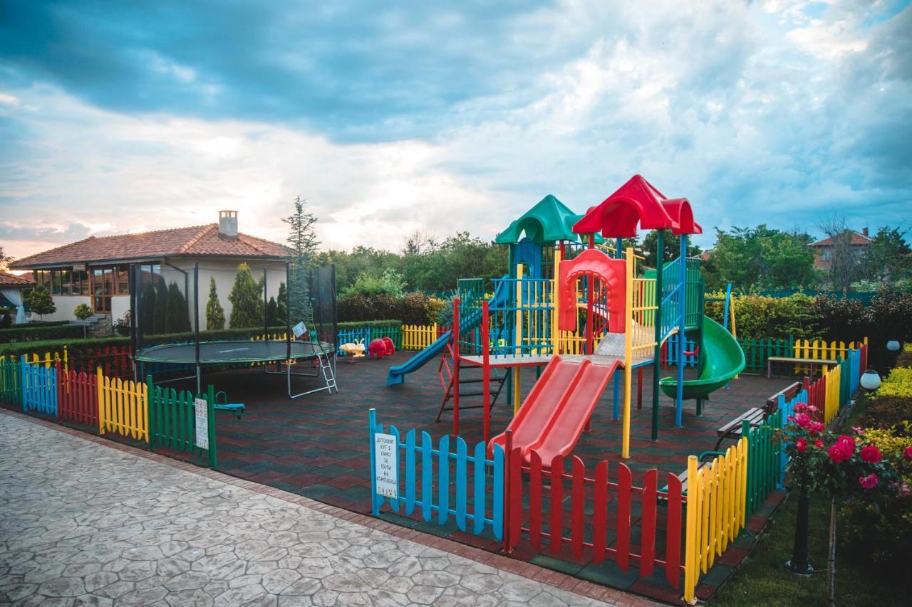 Spa Kompleks Raiski Kat Dimitrovgrad  Extérieur photo