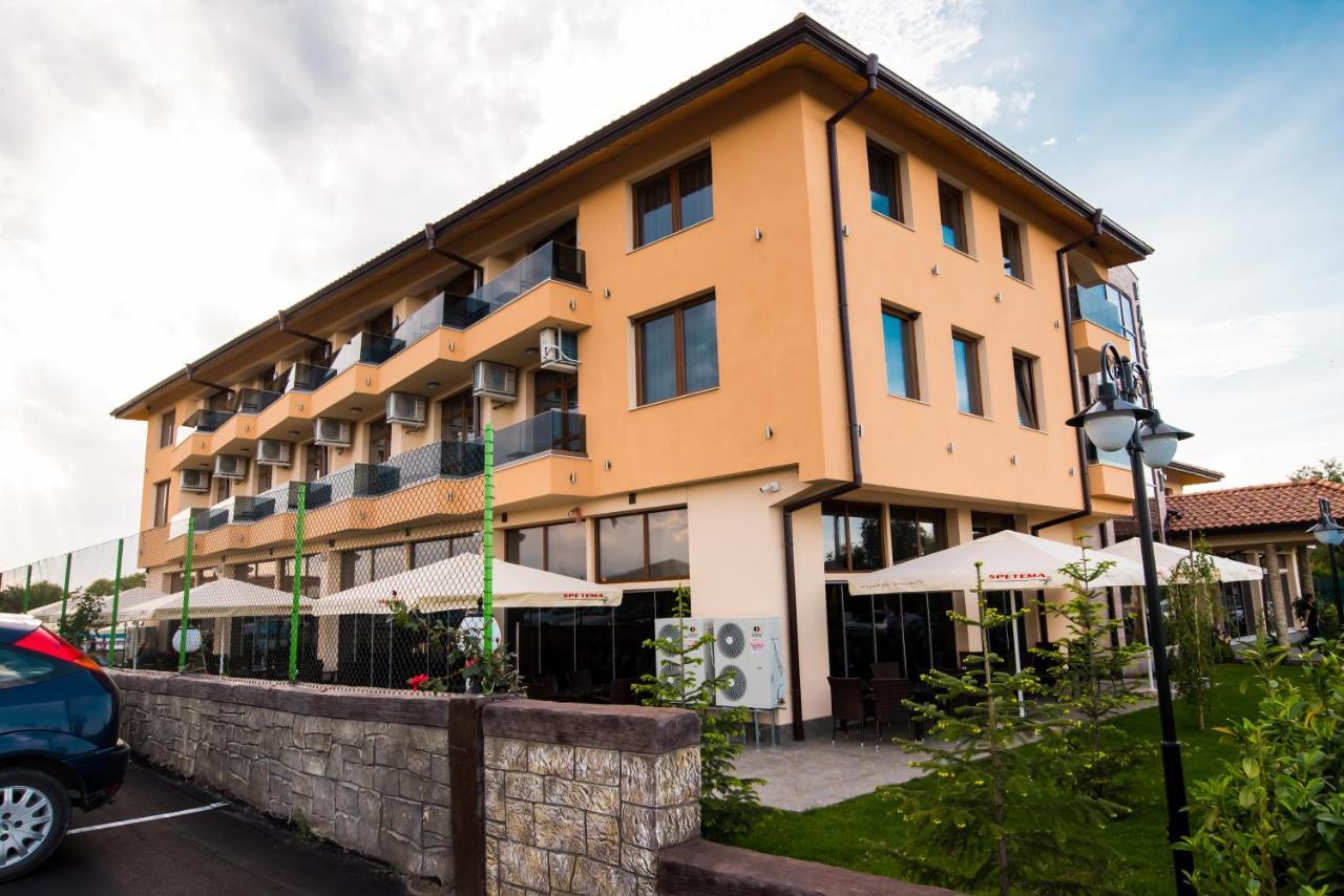 Spa Kompleks Raiski Kat Dimitrovgrad  Extérieur photo