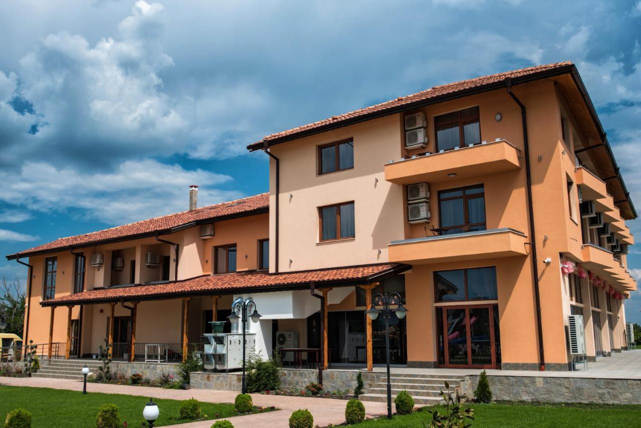 Spa Kompleks Raiski Kat Dimitrovgrad  Extérieur photo